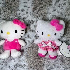 Hello Kitty Plush Pair in White and Bright Pink